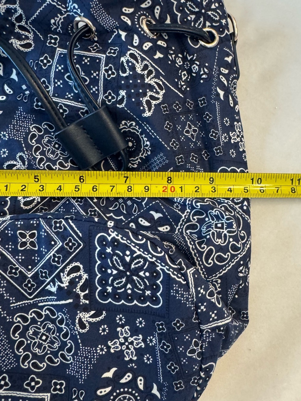 EUC! Ann Taylor Navy Bandana-Print Multiway Drawstring Bucket Bag - Picture 11 of 11